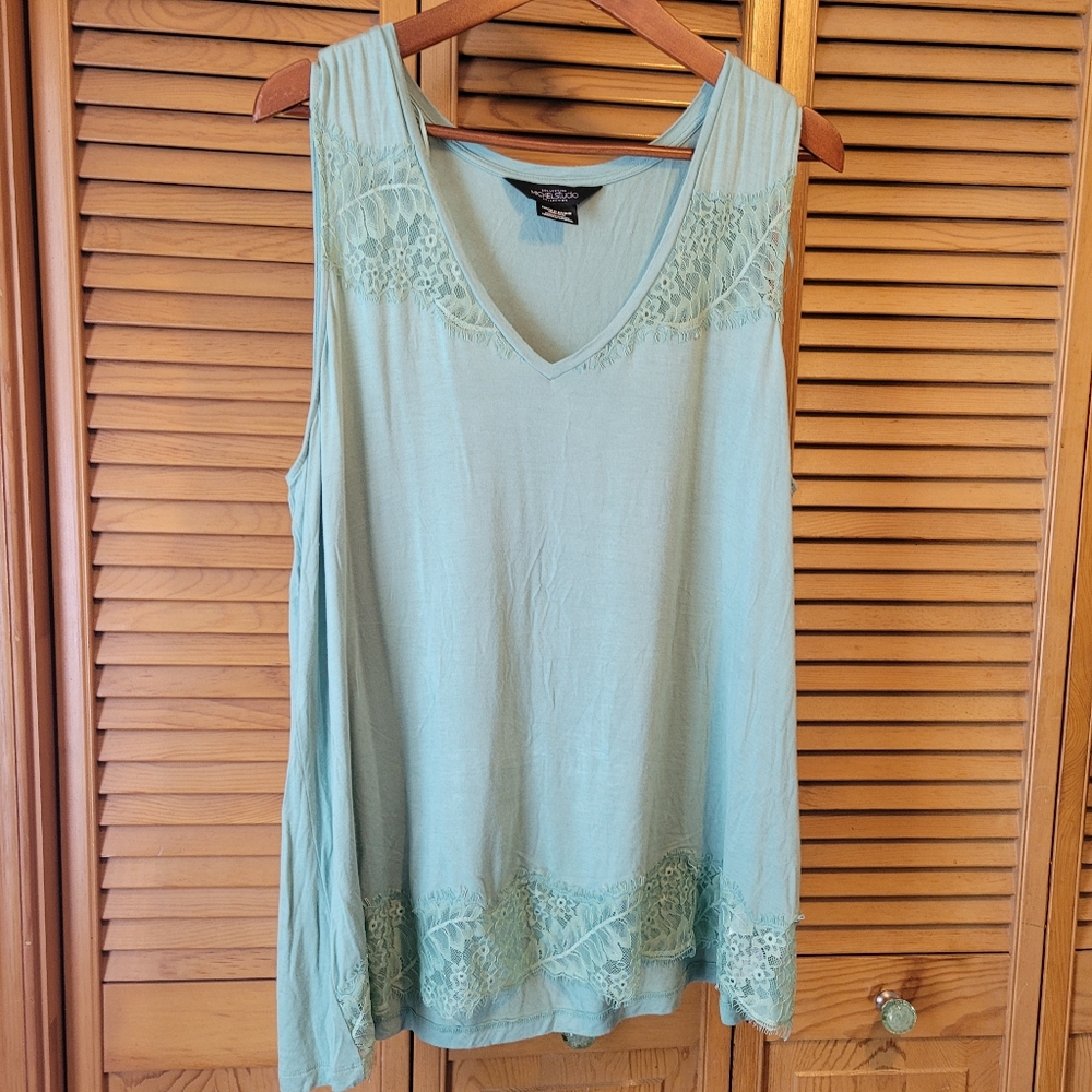 Michel Studio Collection Teal Flowy and Lace Cami